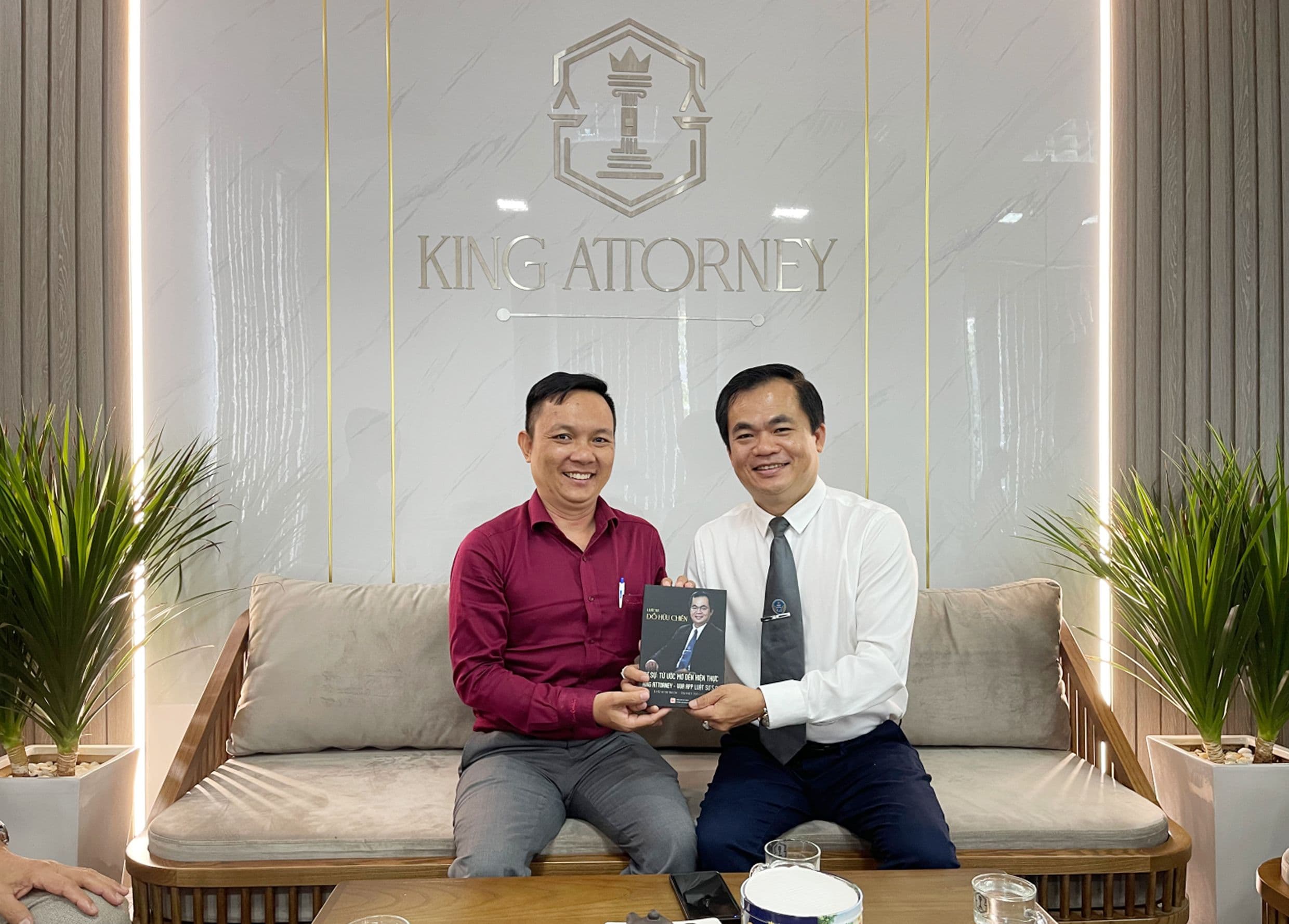 CÔNG TY CỔ PHẦN UNIFILAW HOLDING